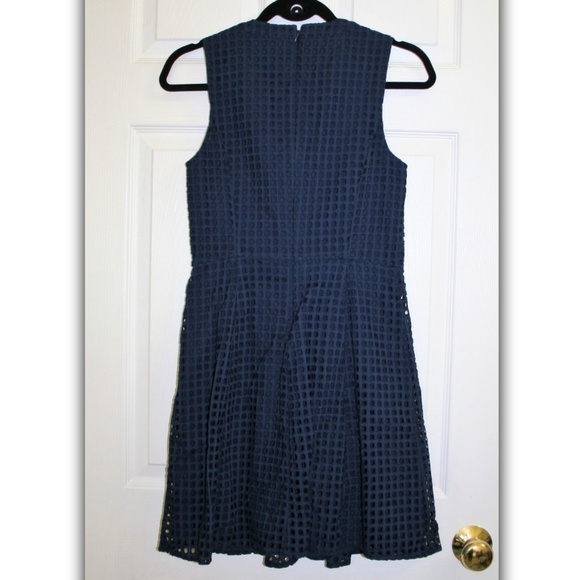 Madewell Eyelet Sun shade Navy Dress Sz 4 - Picture 4 of 7